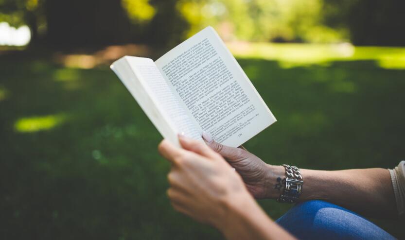 苹果上面免费的看书软件