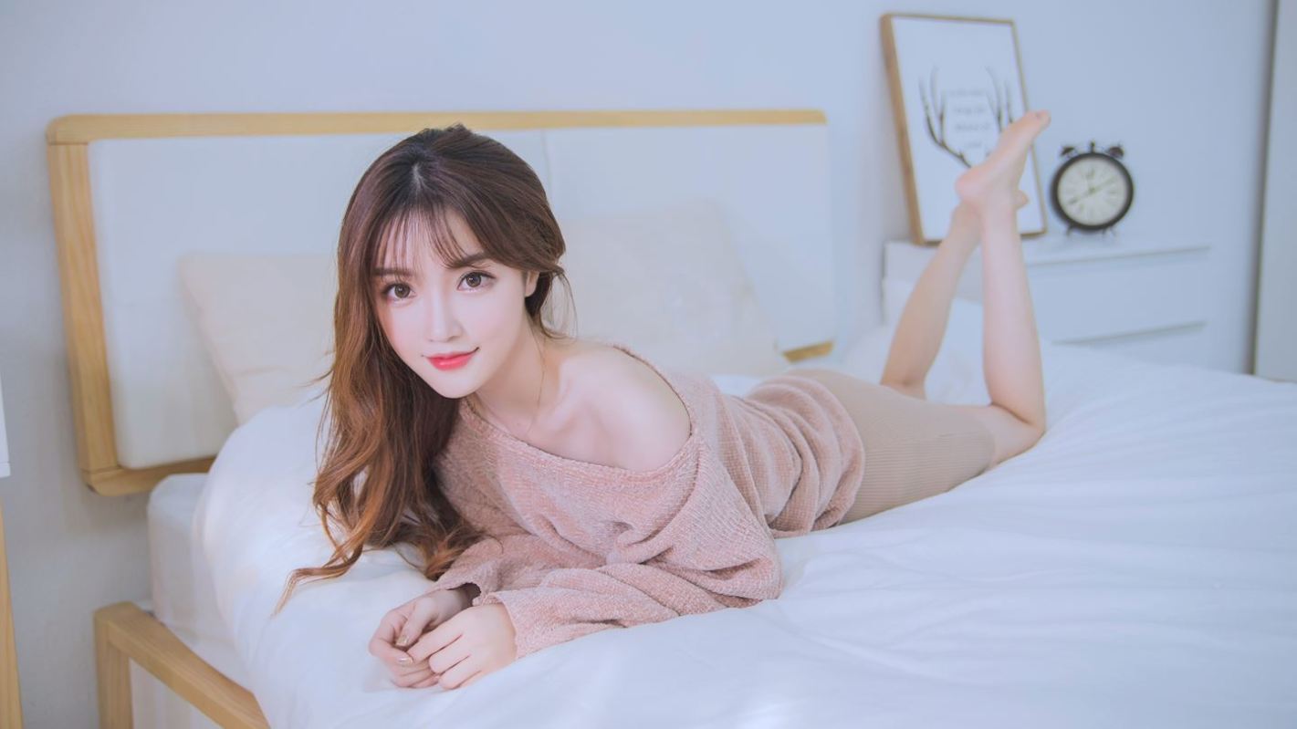 和女生对话回复的软件